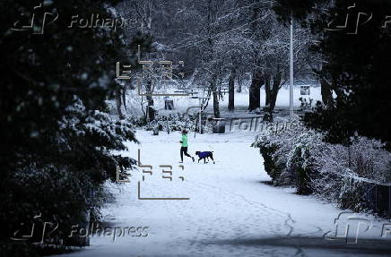 Heavy snow in Liverpool amidst warnings for snow and ice across Britain