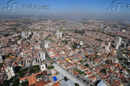 Vista area da cidade de Taubat, SP,