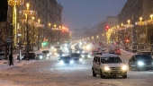 Iluminao de Natal entre as lmpadas de rua, em Moscou, na Rssia