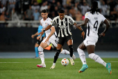 Partida entre Botafogo e LDU vlida pela Taa Conmebol Libertadores.