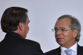 O presidente Jair Bolsonaro e o ministro Paulo Guedes (Economia) no Planalto