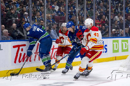 NHL: Calgary Flames at Vancouver Canucks