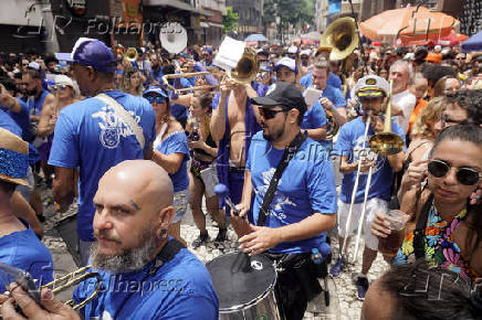 Bloco Charanga faz a largada do Carnaval em So Paulo 