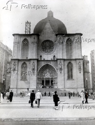 1956Fachada da Catedral da S, em So