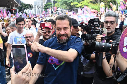 Caminyada com Boulos, Marta e Lula na Av. Paulista