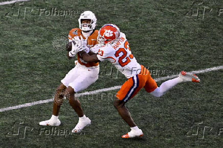 NCAA Football: CFP National Playoff First Round-Clemson at Texas