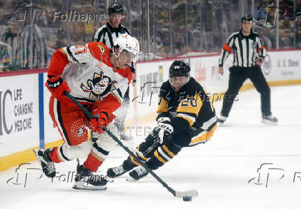 NHL: Anaheim Ducks at Pittsburgh Penguins