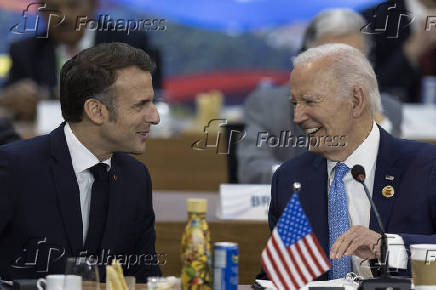 Emmanuel Macron e Joe Biden na cerimnia de abertura da Cpula do G20