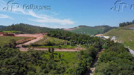 Aterro de tratamento de resduos na regio leste de SP