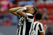 Brasileiro Championship - Botafogo v Gremio