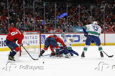 NHL: Vancouver Canucks at Washington Capitals