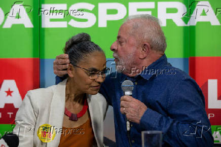 O presidencivel Lula (PT) e a ex-ministra Marina Silva durante coletiva