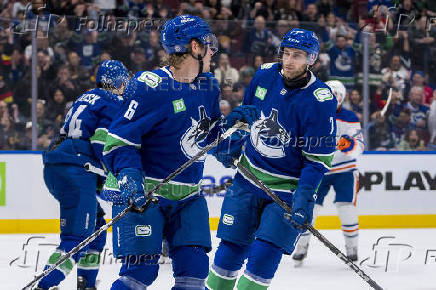 NHL: Edmonton Oilers at Vancouver Canucks