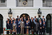 Biden elogia la fuerza de los Celtics y revela que el Servicio Secreto le llama 