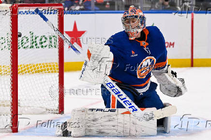 NHL: Detroit Red Wings at New York Islanders