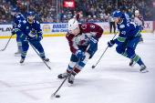 NHL: Colorado Avalanche at Vancouver Canucks