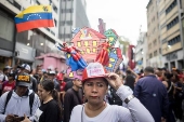 Chavistas marchan en Caracas para celebrar 