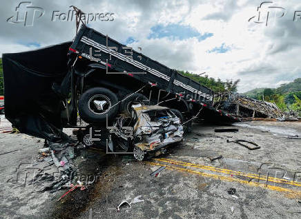 Mueren al menos 22 personas en un accidente de autobs en Brasil