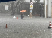 Chuva e alagamento no bairro dos Jardins, em So Paulo (SP)