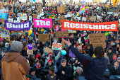 Rally 'Hand in Hand for democracy'