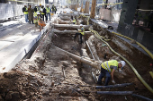 Obras en la Rambla de Barcelona dejan al descubierto muros del antiguo Estudio General