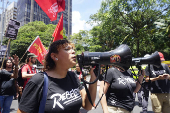 Manifestantes protestam contra a jornada de trabalho 6x1