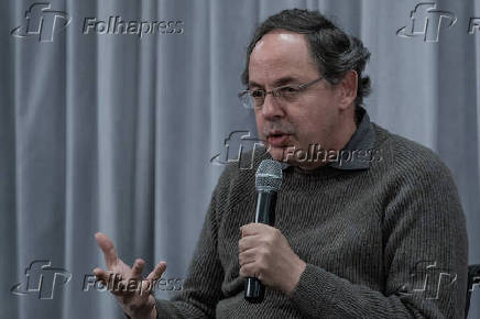 Eduardo Giannetti, durante o debate 