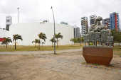 Memorial dos imigrantes, obra de Abelardo da Hora, em Recife