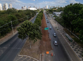 A avenida do CPA, em Cuiab, por onde passaria o VLT que nunca foi inaugurado