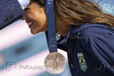 Rayssa ganha o bronze no skate nos Jogos de Paris