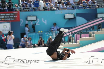 O skatista brasileiro Kelvin Hoefler na preliminar do  street