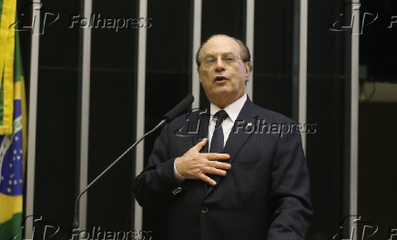 Deputado Paulo Maluf faz discurso no plenrio da Cmara