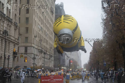 Desfile anual do dia de ao de graas da macy's acontece na cidade de nova york