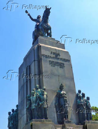 Monumento de Marechal Deodoro da Fonseca na praa Paris