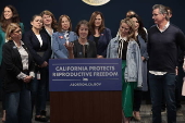 Governor Newsom and Women's Caucus leaders annouce a bill to provide abortion care to Arizona pateints in California.