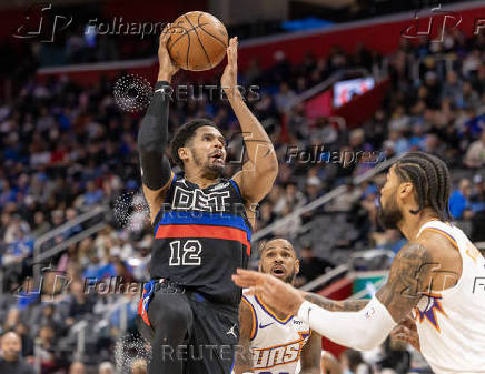 NBA: Phoenix Suns at Detroit Pistons