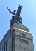 Monumento de Marechal Deodoro da Fonseca na praa Paris