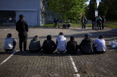 FILE PHOTO: German police detain suspected illegal migrants, in Forst