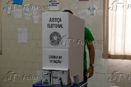 Capito Alberto Neto (PL) vota em Manaus (AM)