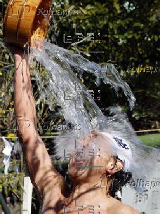 Ice bath purification ceremony at Kanda Myojin Shrine