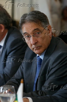 Fernando Pimentel na reunio de governadores sobre crise fiscal