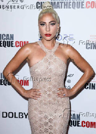 A atriz e cantora Lady Gaga  vista no American Cinematheque Gala