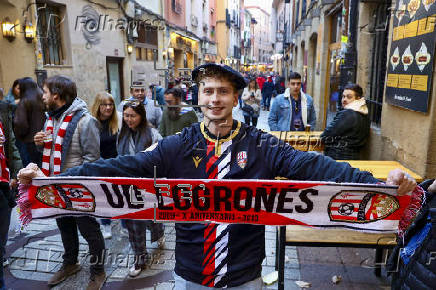 Logroo revive los aos 90 con las calles plagadas de aficionados al ftbol