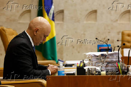 O ministro Alexandre de Moraes em sesso de julgamento do STF 