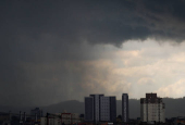 Forte temporal atinge zona oeste de SP