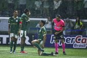 Partida entre palmeiras e red bull bragantino pelo campeonato paulista de futebol