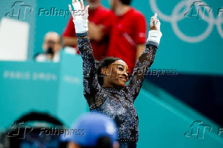 A ginasta da seleo americana, Simone Biles agradece os aplausos