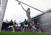 Premier League - Aston Villa v Manchester City