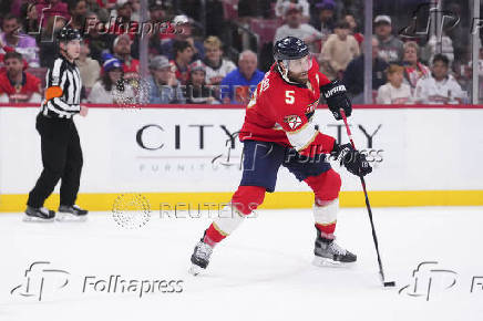 NHL: Carolina Hurricanes at Florida Panthers