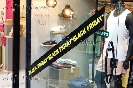 Vspera da Black Friday em Araruama (RJ)